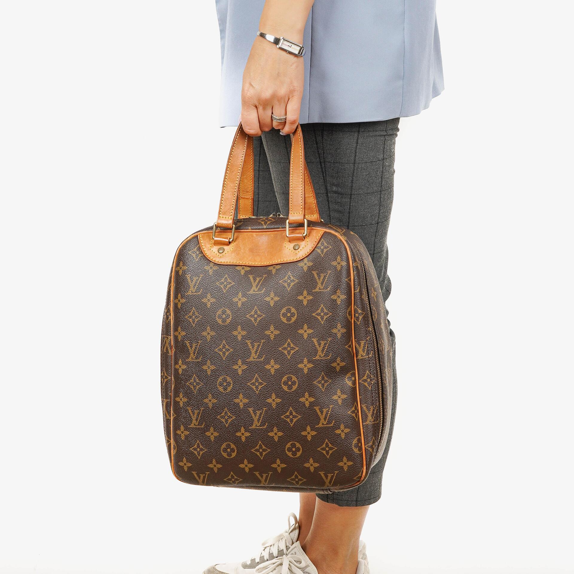 Louis Vuitton Excursion Monogram Canvas Travel Bag