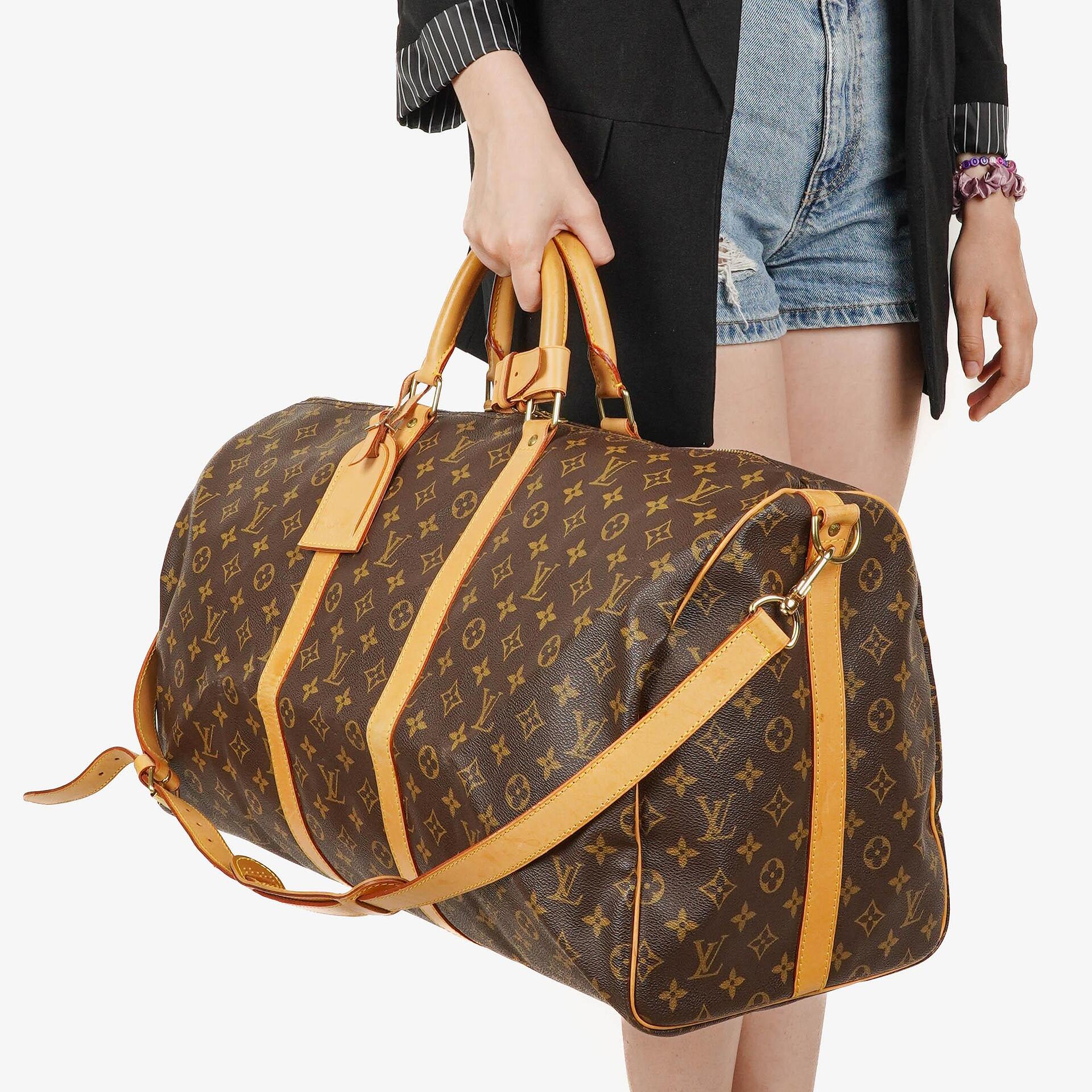 Louis Vuitton Keepall 55 Bandoulière Travel Bag in Monogram Canvas