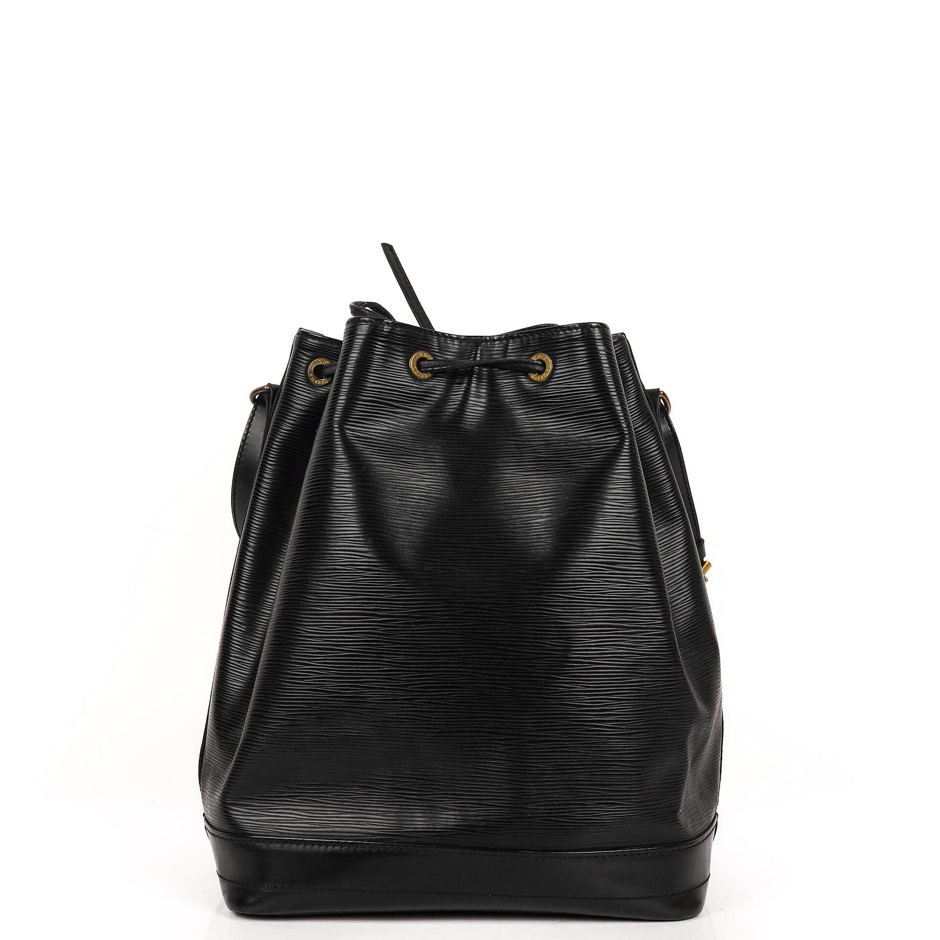 Louis Vuitton Noe Grande GM Black EPI Leather Shoulder Bag