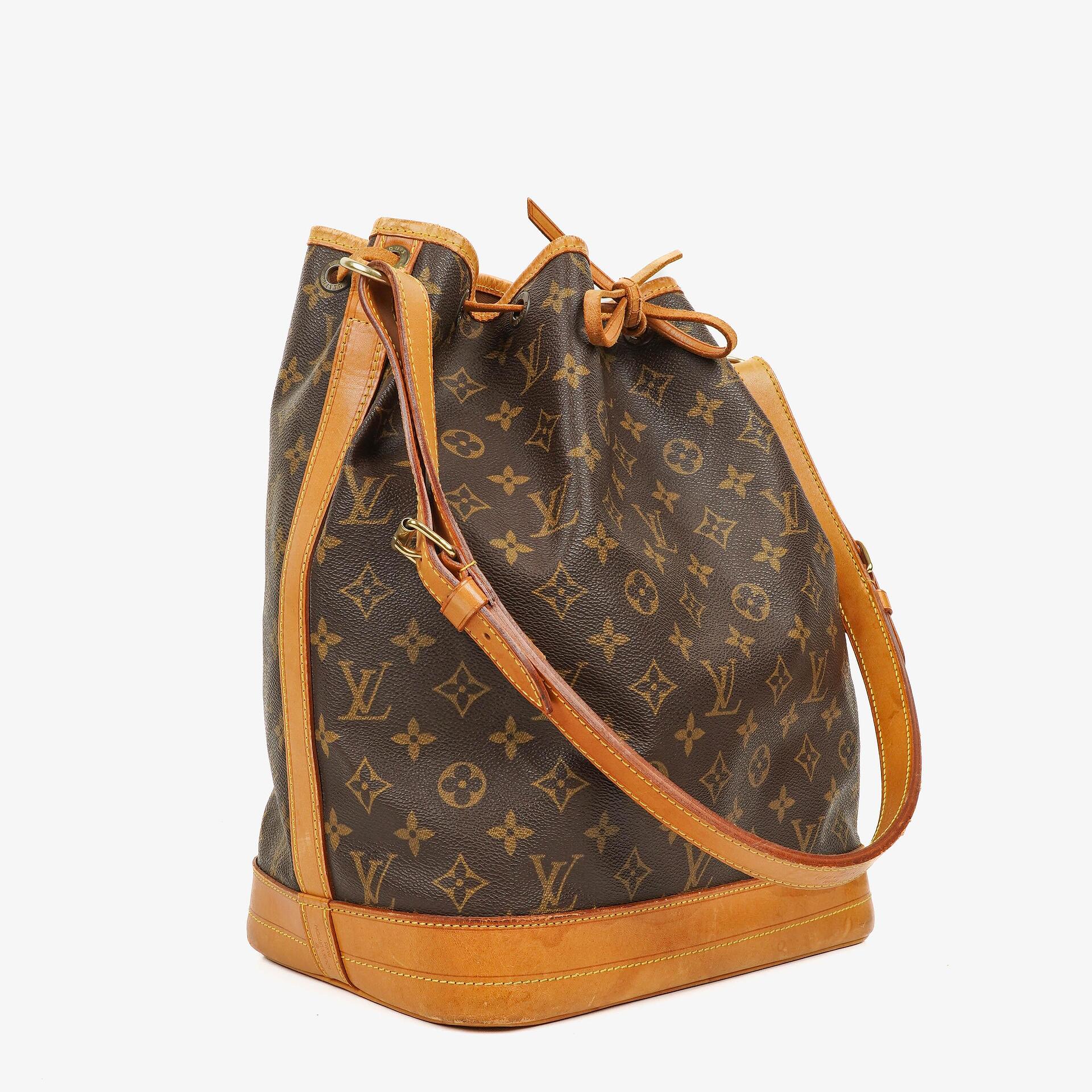 Louis Vuitton Noe Grande GM Monogram Canvas Shoulder Bag