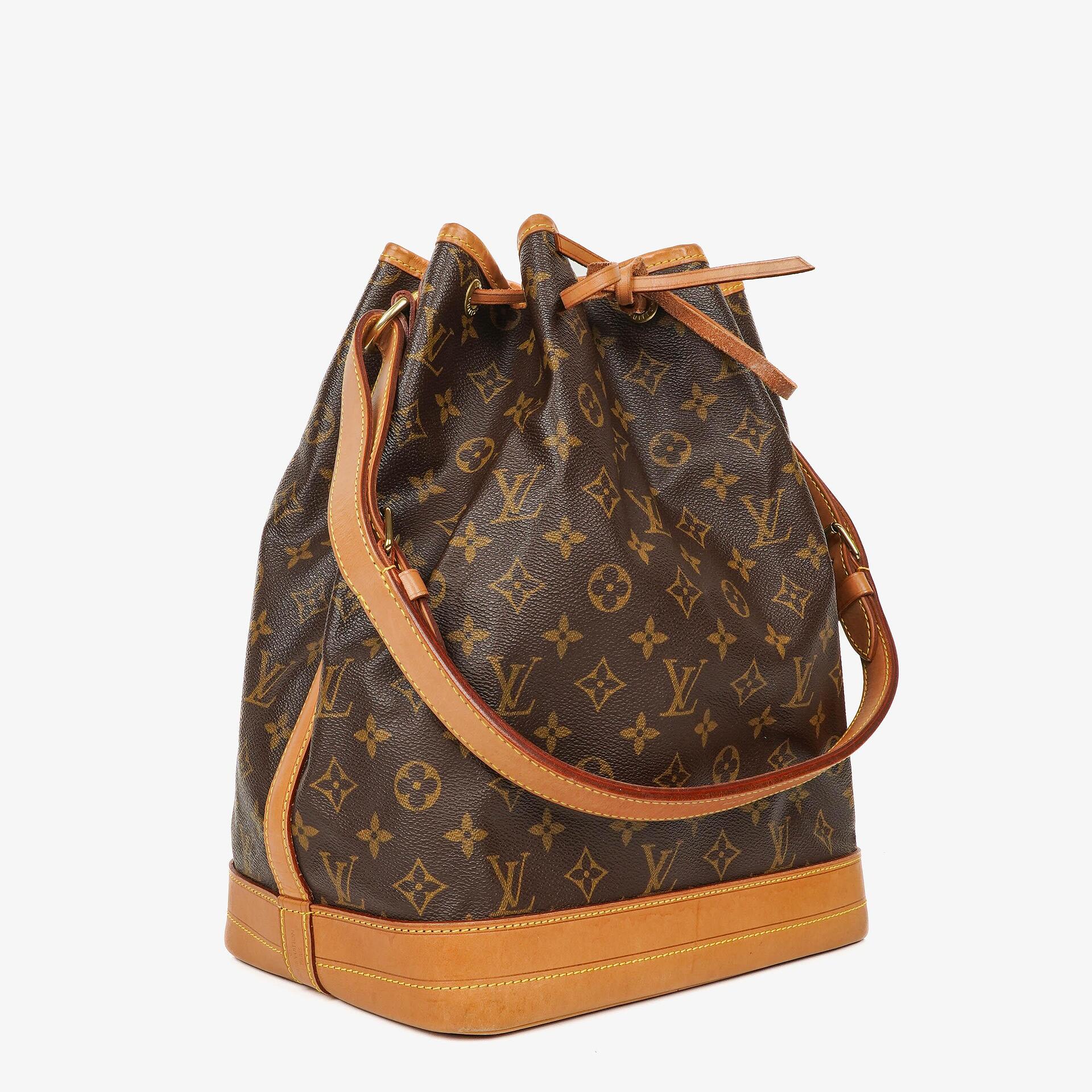 Louis Vuitton Noe Grande GM Monogram Canvas Shoulder Bag