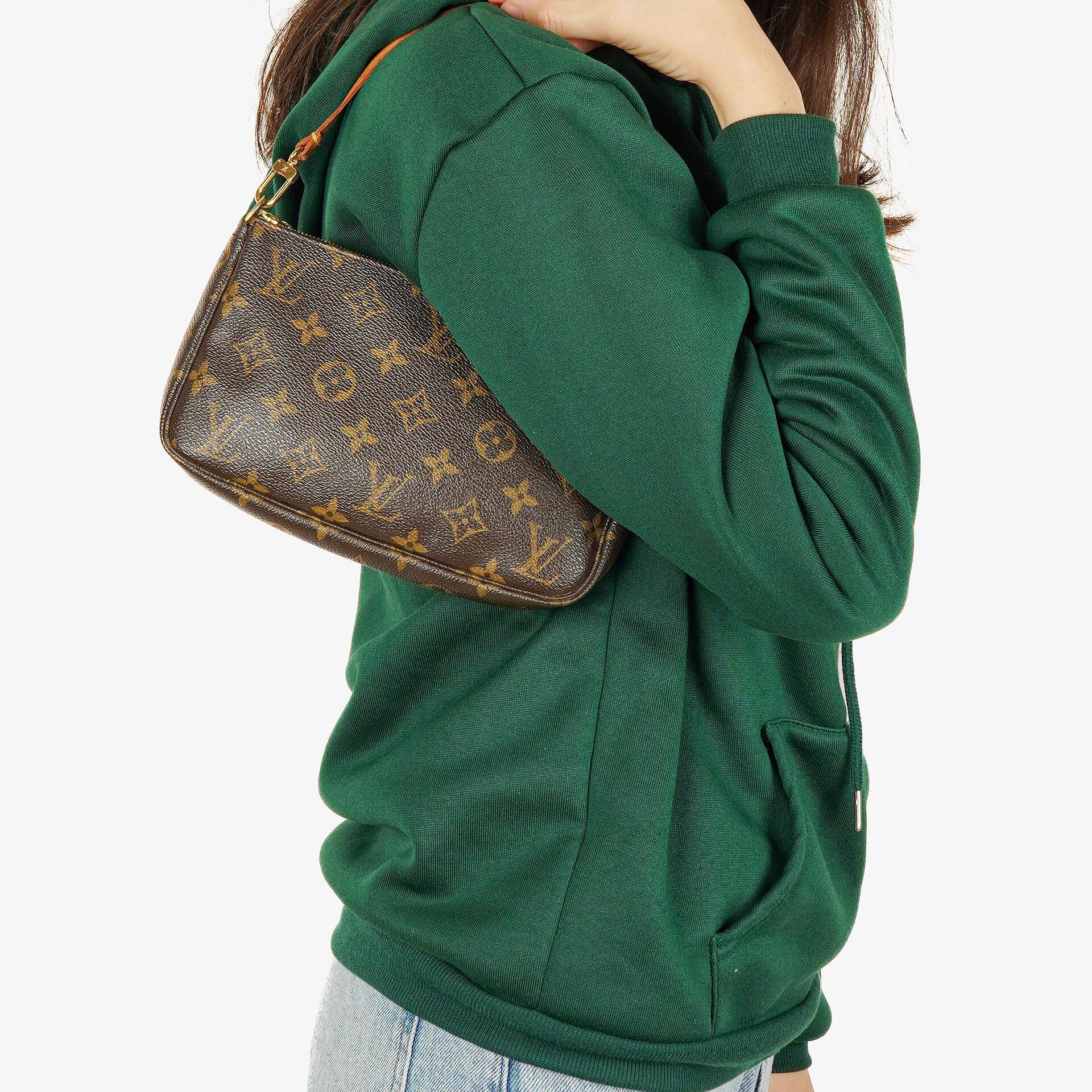 Louis Vuitton Pochette Accessoires Monogram Canvas Clutch Handbag
