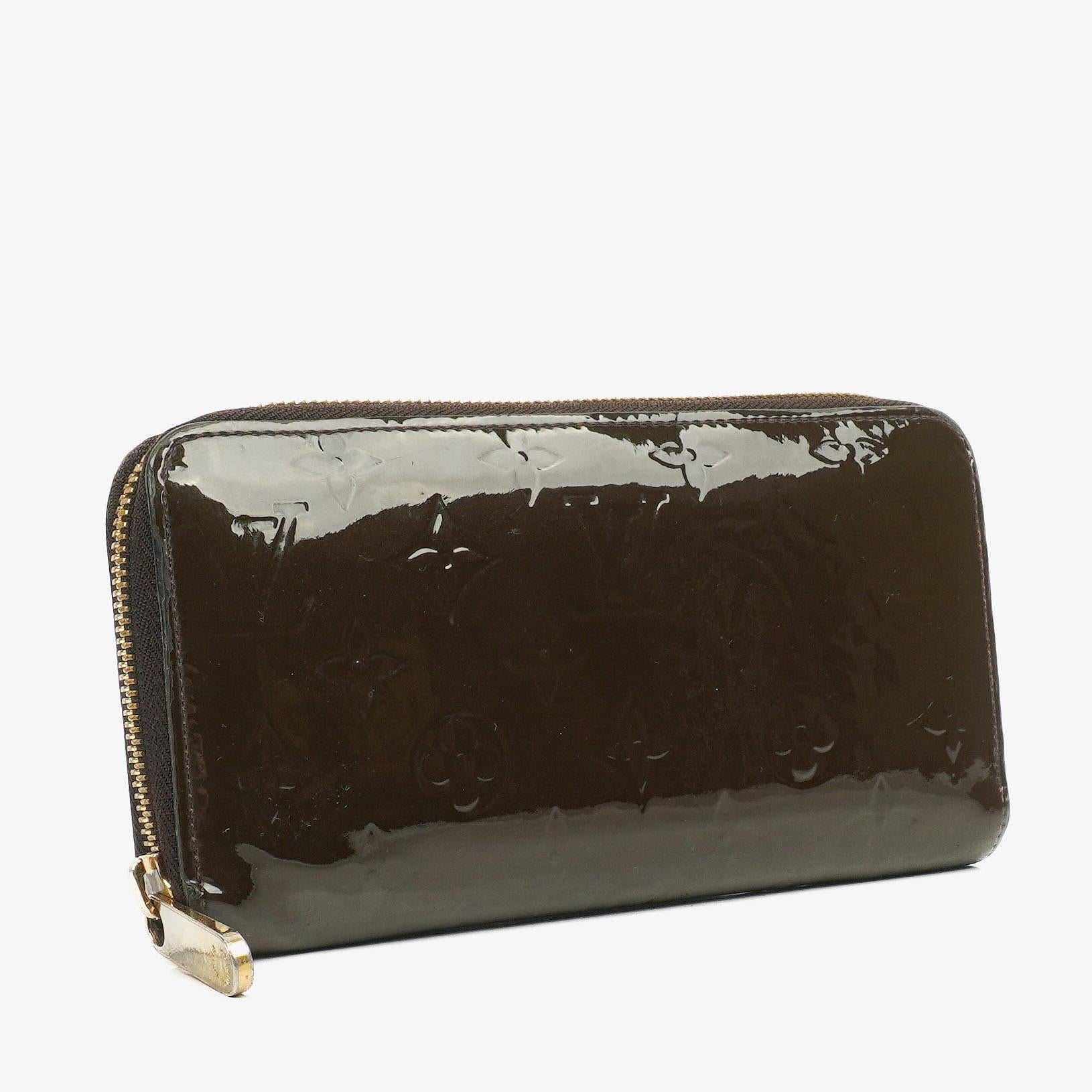 Louis Vuitton Vernis Olive Green Zippy Wallet
