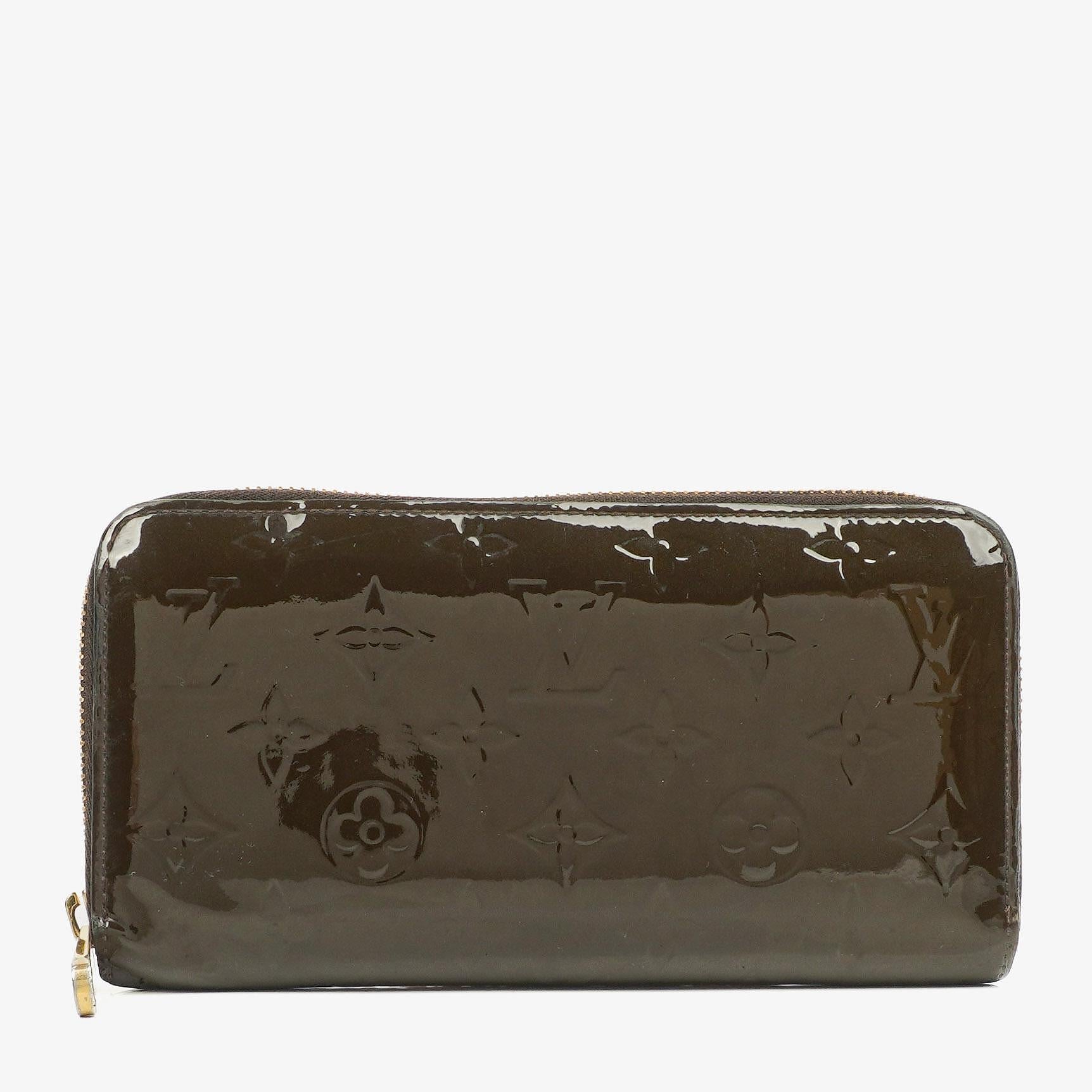 Louis Vuitton Vernis Olive Green Zippy Wallet