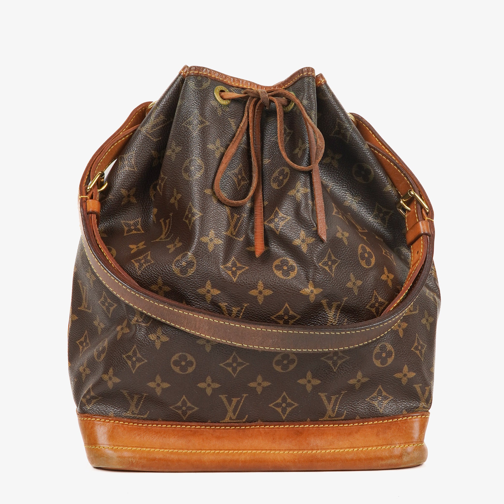 Louis Vuitton Noe Grande GM Monogram Canvas Shoulder Bag