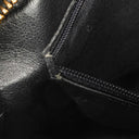 Sac appareil photo vintage Chanel en cuir matelassé noir avec ferrures plaquées or 24 carats