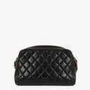 Sac appareil photo vintage Chanel en cuir matelassé noir avec ferrures plaquées or 24 carats
