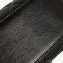 Sac appareil photo vintage Chanel en cuir matelassé noir avec ferrures plaquées or 24 carats