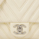 Chanel Chevron Quilted Leather Shoulder Bag With Silver-Tone Hardware