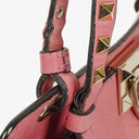 Sac cabas trapèze petit Valentino Garavani Rockstud en cuir rose