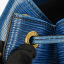 Sac bandoulière Louis Vuitton Noe Grande GM en cuir EPI bleu