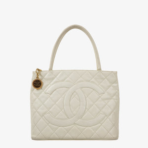 Chanel Medallion Vintage Tote Bag In White Quilted Caviar Leather