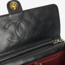 Sac classique à rabat simple en agneau matelassé avec ferrures plaquées or 24K Chanel