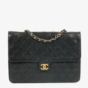 Sac classique à rabat simple en agneau matelassé avec ferrures plaquées or 24K Chanel