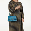 Sac double rabat moyen classique Chanel en cuir verni matelassé bleu avec ferrures argentées