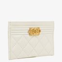 Chanel Boy Vit Kaviar Quiltad Kortfodral