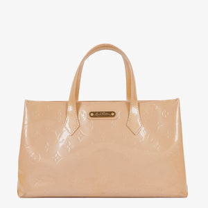 Louis Vuitton Wilshire Neutral PM Monogram Vernis Handbag