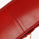 Sac classique vintage Chanel Medium Double Flap en cuir d'agneau matelassé rouge avec ferrures plaquées or 24 carats