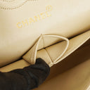 Sac Double Rabat Classique Moyen Vintage Chanel en Agneau Matelassé avec Ferrures Plaquées Or 24K