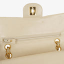Sac Double Rabat Classique Moyen Vintage Chanel en Agneau Matelassé avec Ferrures Plaquées Or 24K