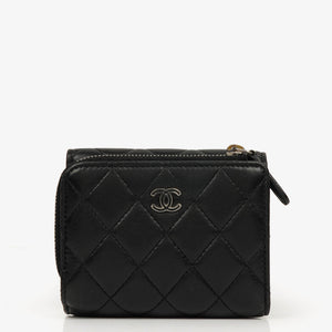 Chanel Black Lambskin Quilted Wallet