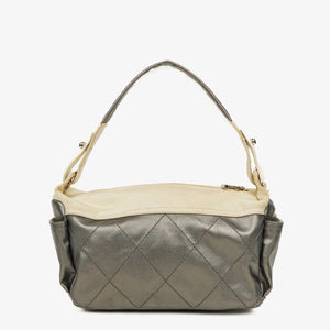 Sac hobo Paris-Biarritz argent et crème Chanel
