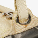 Sac hobo Paris-Biarritz argent et crème Chanel