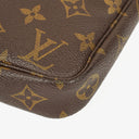 Louis Vuitton Pochette Accessoires Monogram Canvas Kuvertväska