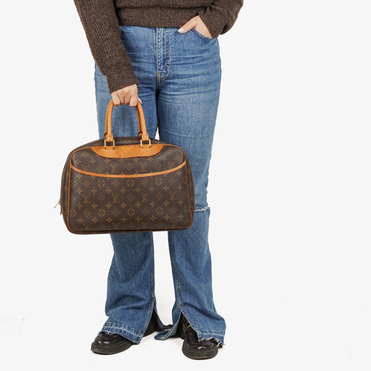 Louis Vuitton Deauville Monogram Canvas