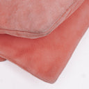 Sac à rabat Mademoiselle Chanel en daim rose chocolat