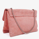 Sac à rabat Mademoiselle Chanel en daim rose chocolat