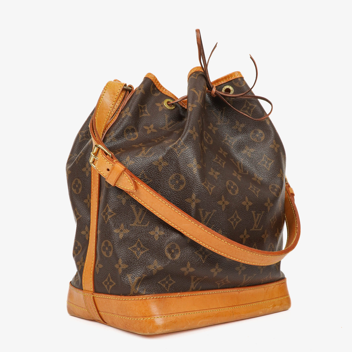 Louis Vuitton Noe Grande GM Monogram Canvas Shoulder Bag