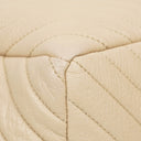 Chanel CC Kedjebucket Liten Beige Hjortskinn Chevron-väska