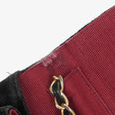 Chanel Petit sac à rabat demi-lune en velours noir