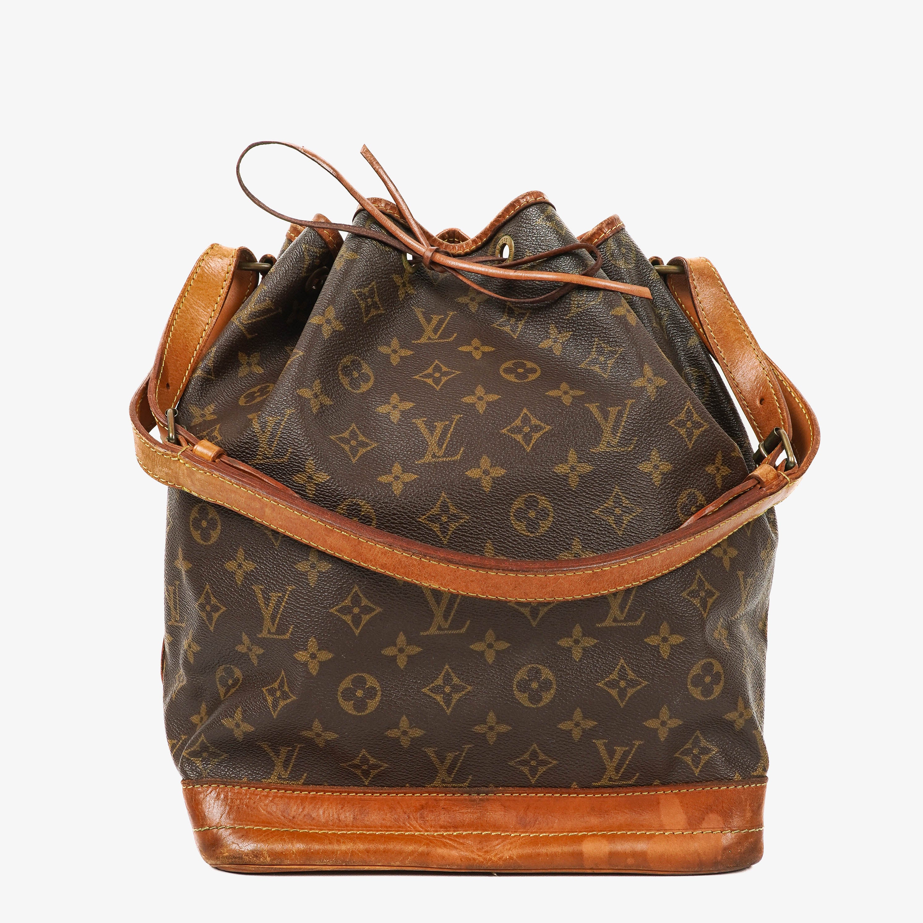 Louis Vuitton Noe Grande GM Monogram Canvas Shoulder Bag