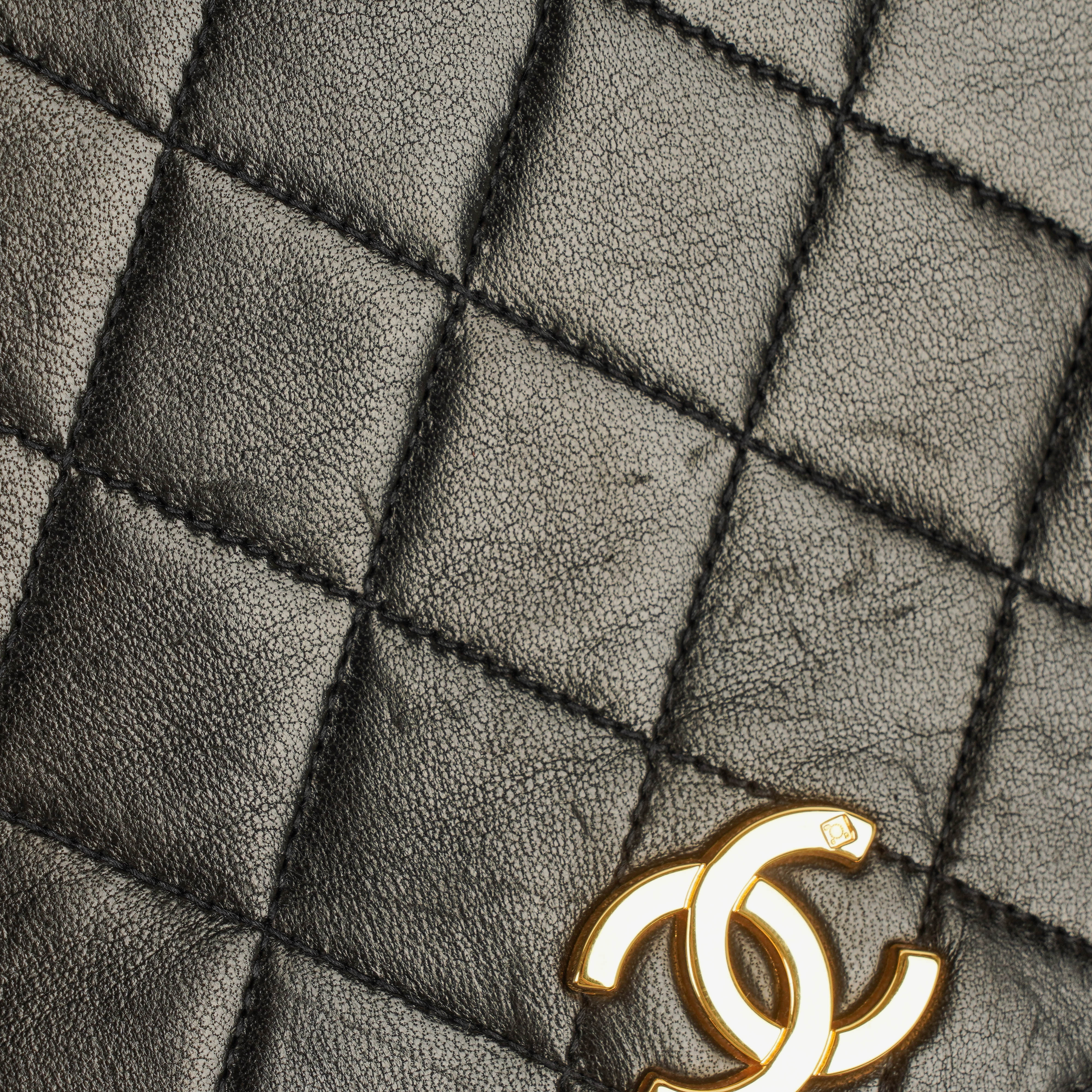 Chanel Classic Full Flap Bag Black Quilted Lambskin 24K Gold-Plated Hardware