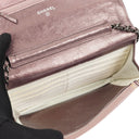 Portefeuille sur chaîne (WOC) 2.55 Reissue en cuir de veau métallisé vieilli matelassé violet Chanel