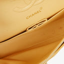 Chanel Medium Classic Vintage Double Flap-väska Beige Mocka 24K Guldpläterad Metall