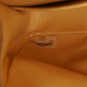 Chanel Medium Classic Vintage Double Flap-väska Beige Mocka 24K Guldpläterad Metall