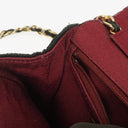 Chanel Petit sac à rabat demi-lune en velours noir