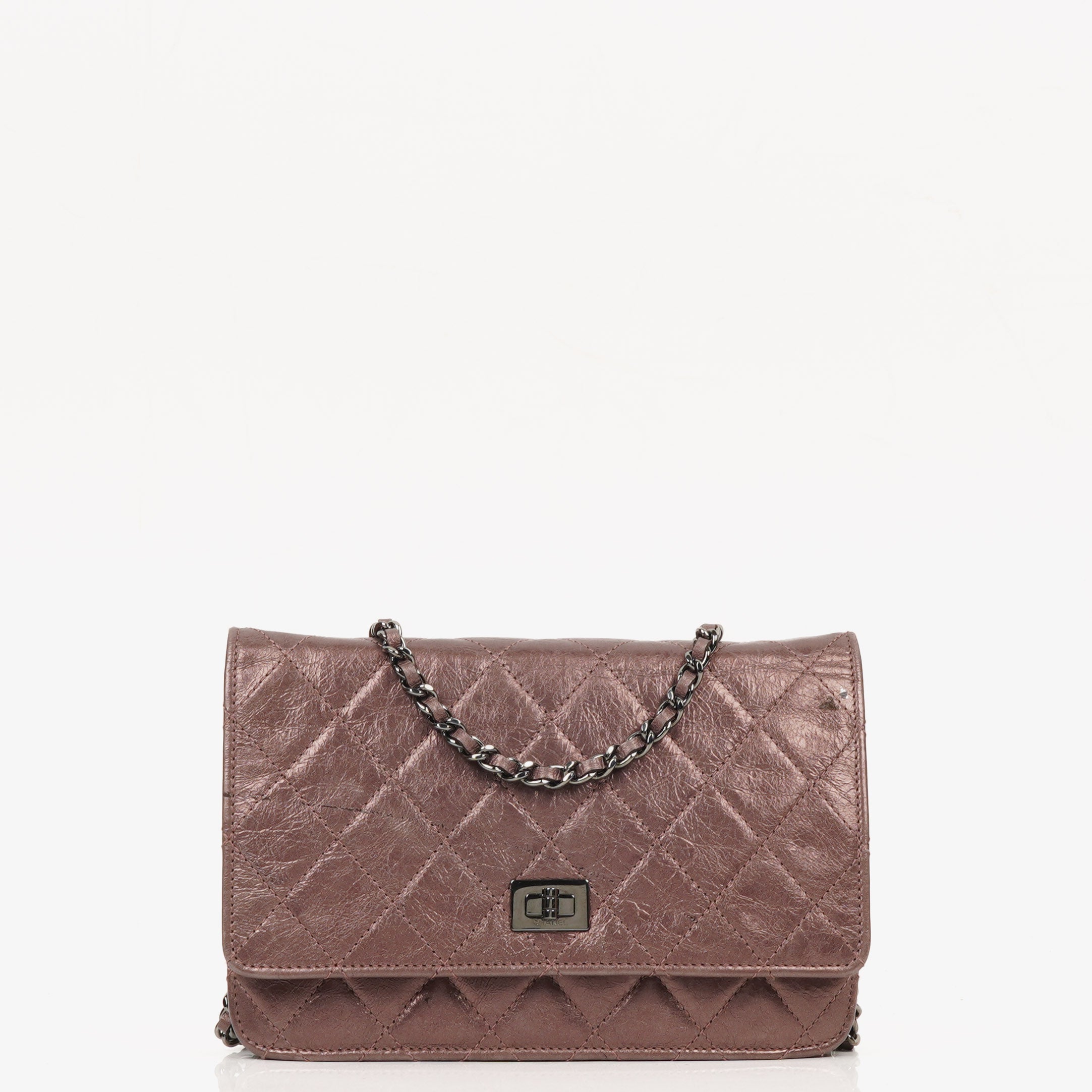 Chanel 2.55 Reissue Plånbok på Kedja WOC i Lila Quilted Åldrad Metallisk Kalvskinn