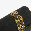 Sac à rabat unique vintage Chanel Medium Classic en agneau matelassé et jersey avec ferrures plaquées or 24K