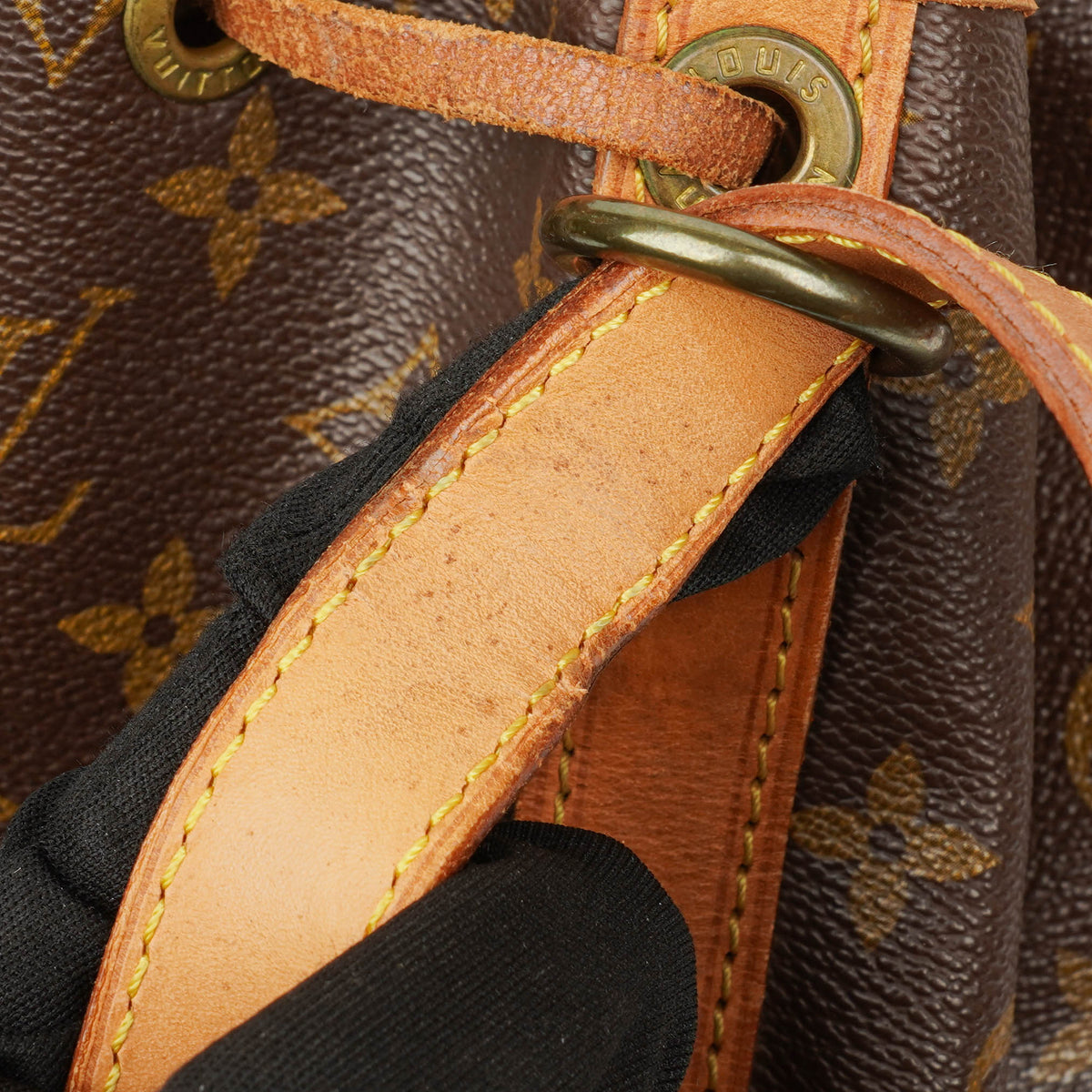 Louis Vuitton Noe GM Monogram Canvas Shoulder Bag
