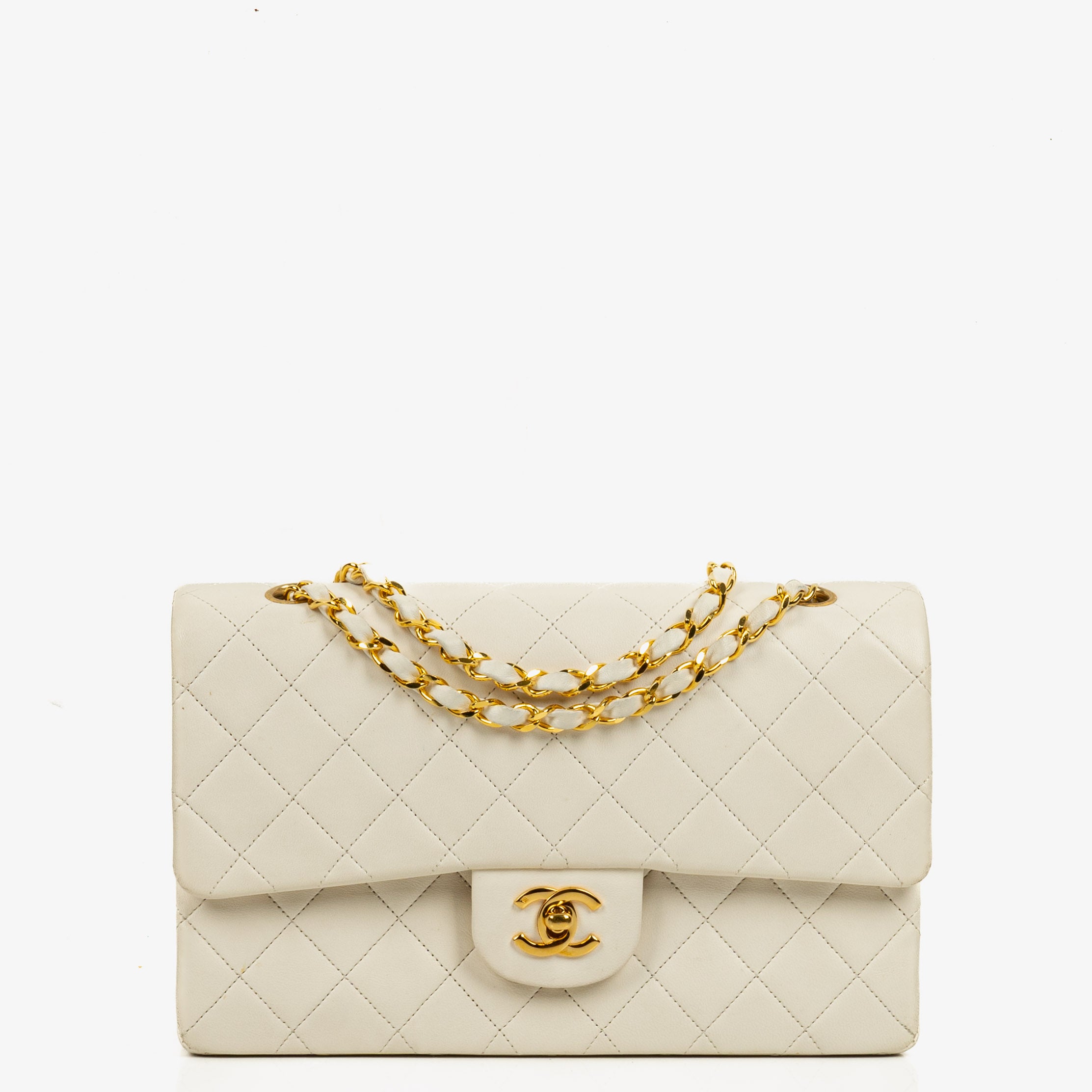 Chanel Medium Classic Vintage Double Flap Bag In White Quilted Lambskin And 24K Gold-Plated Hardware