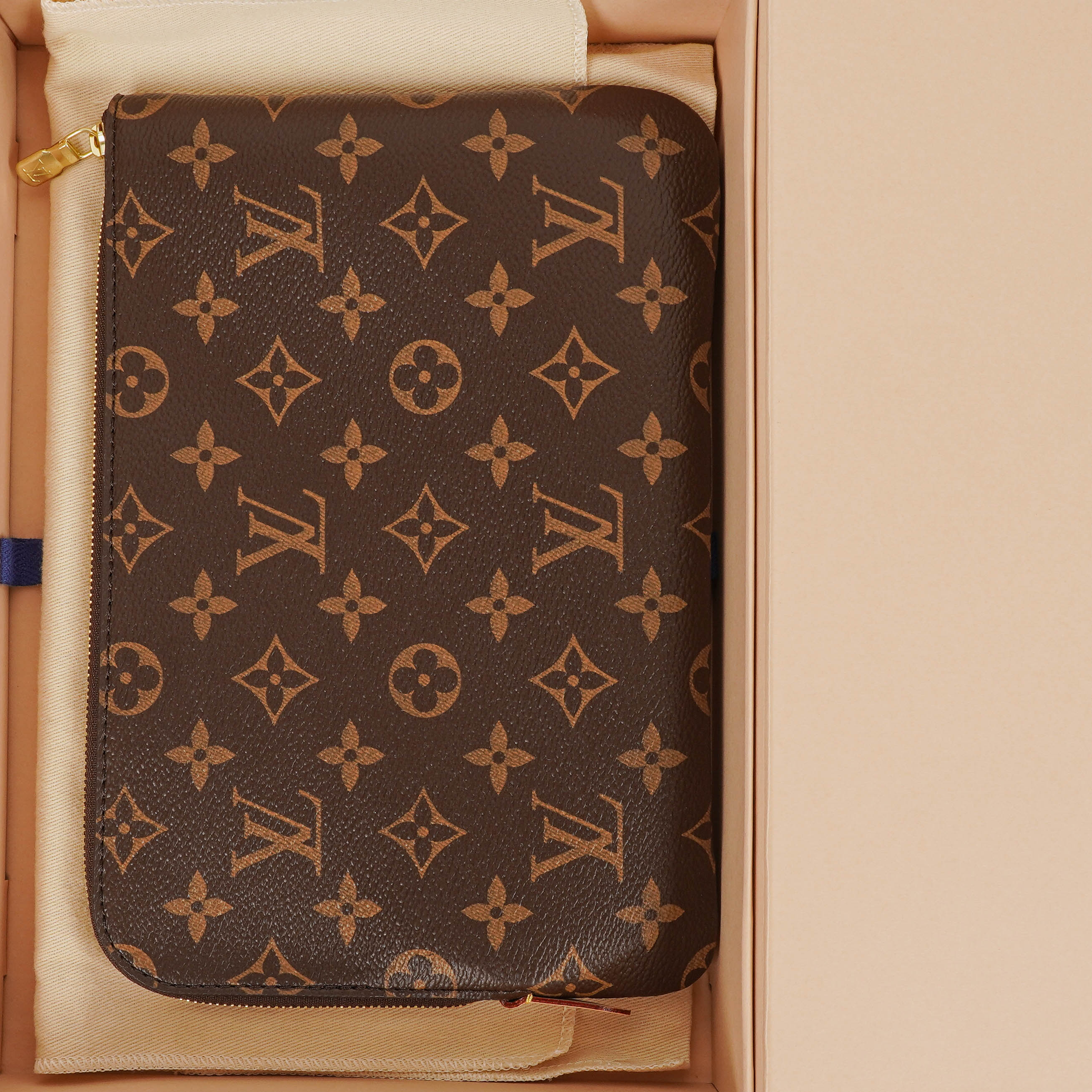 Louis Vuitton Etui Voyage PM Monogram Canvas Pouch – PLAMEXS