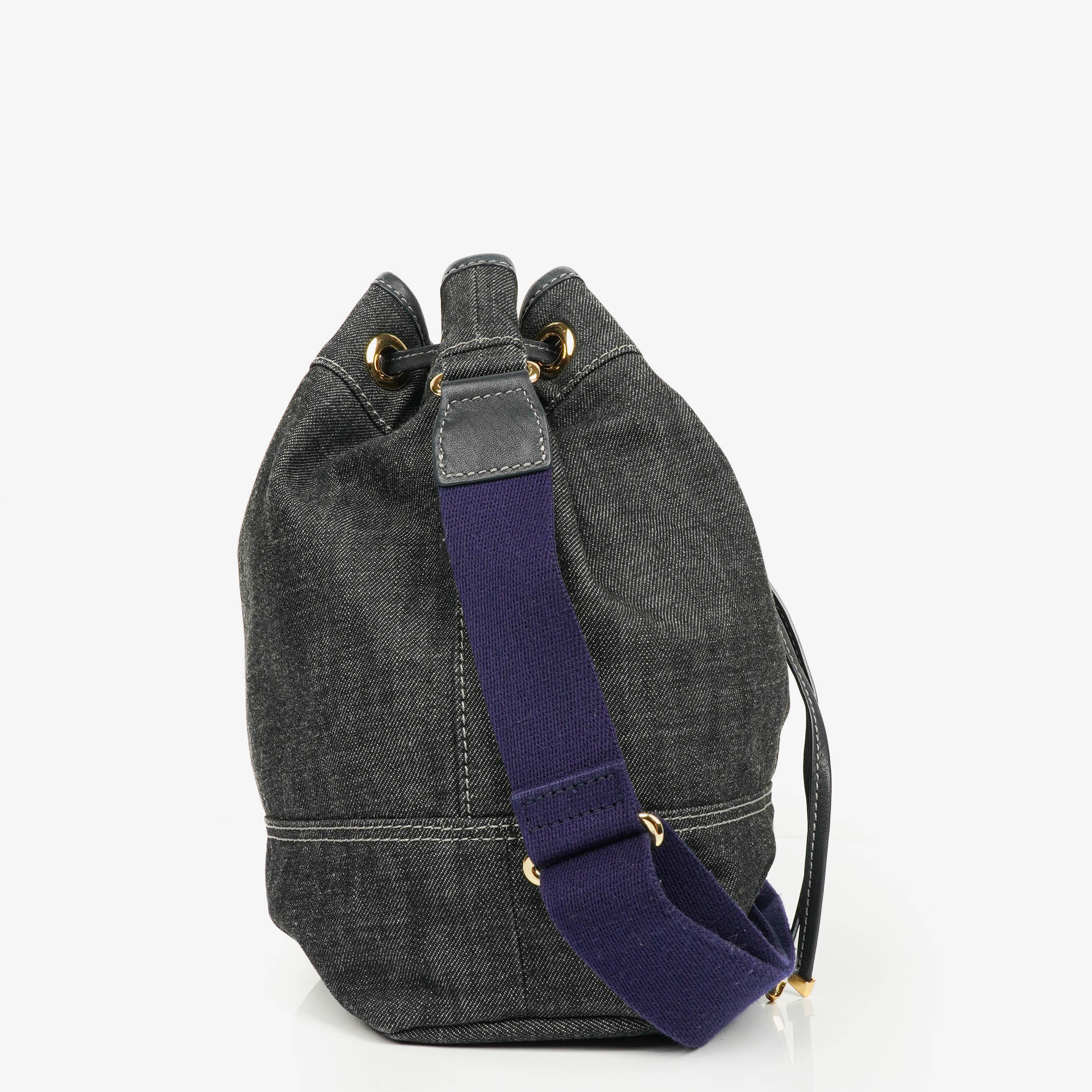 Bolso tipo cubo de mezclilla Blue Label Crestbridge