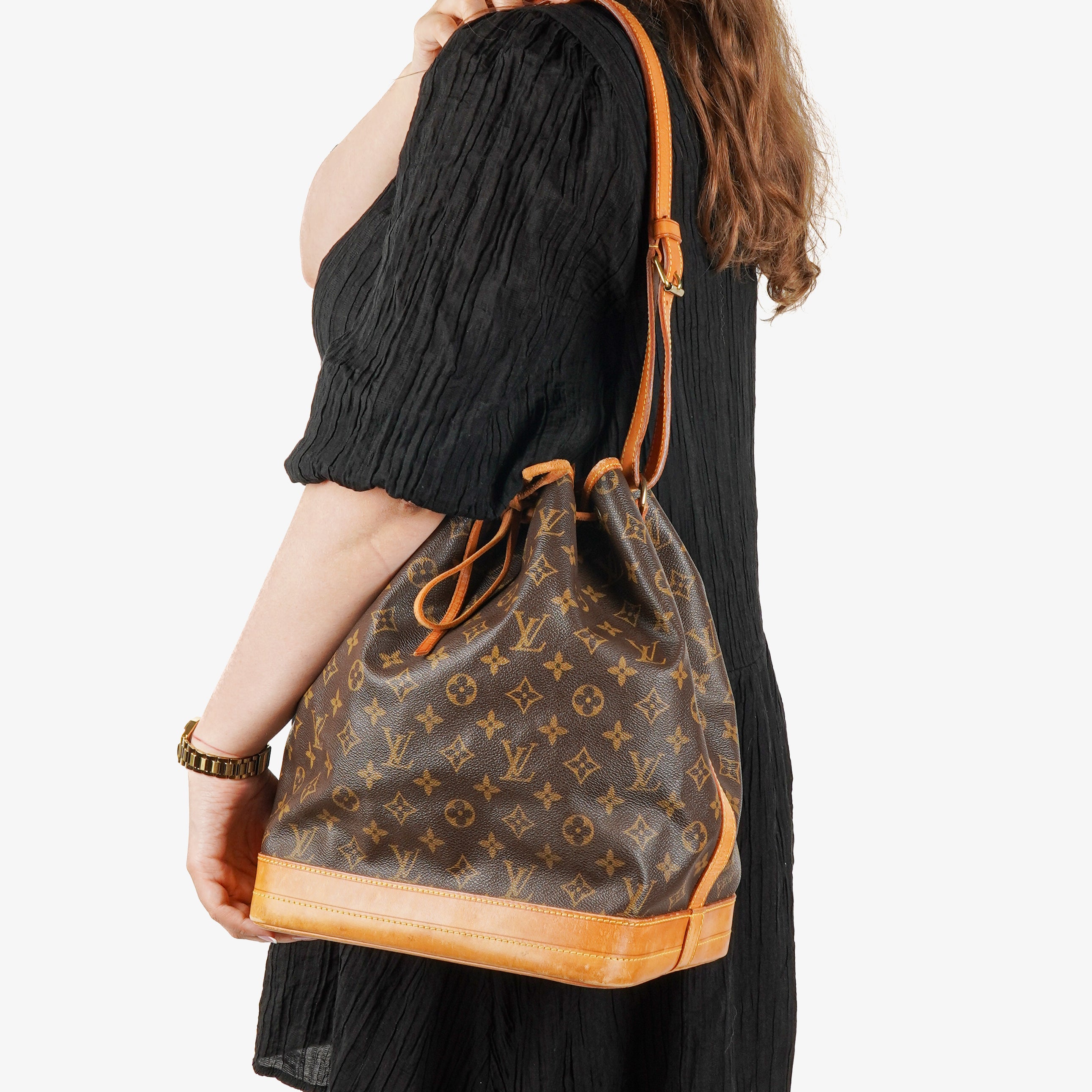 Louis Vuitton Noe Grande GM Monogram Canvas Shoulder Bag