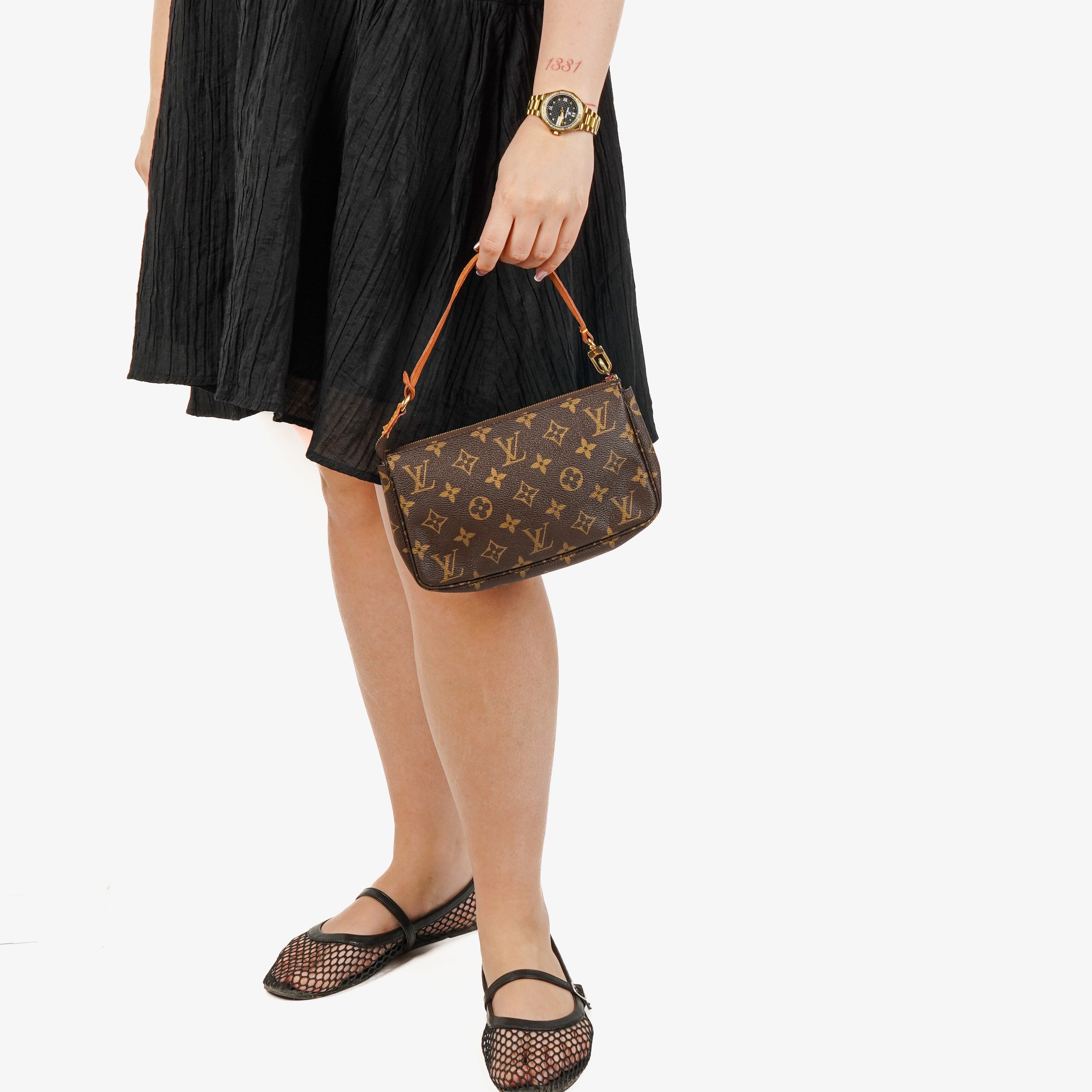 Louis Vuitton Pochette Accessoires Monogram Canvas Clutch Handbag