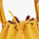 Sac à bandoulière Louis Vuitton Noe Grande GM en cuir Epi jaune