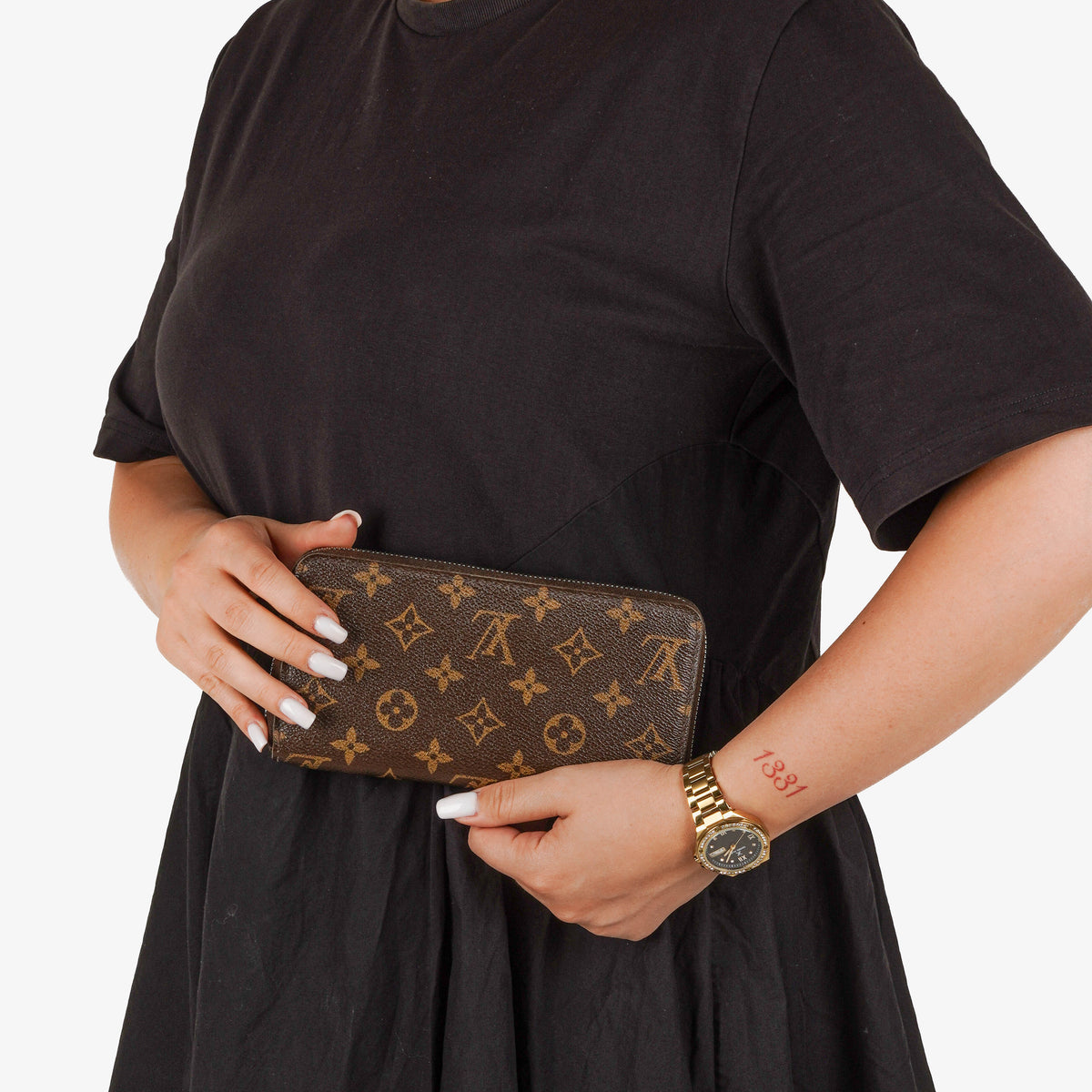 Louis Vuitton Zippy Monogram Wallet